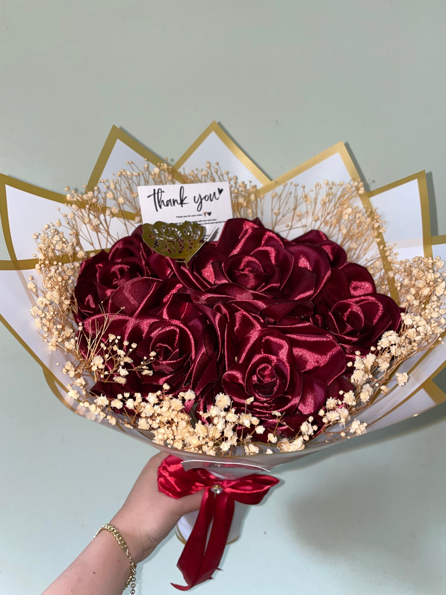 بوكيه ورد ستان أحمر غامق(grona)