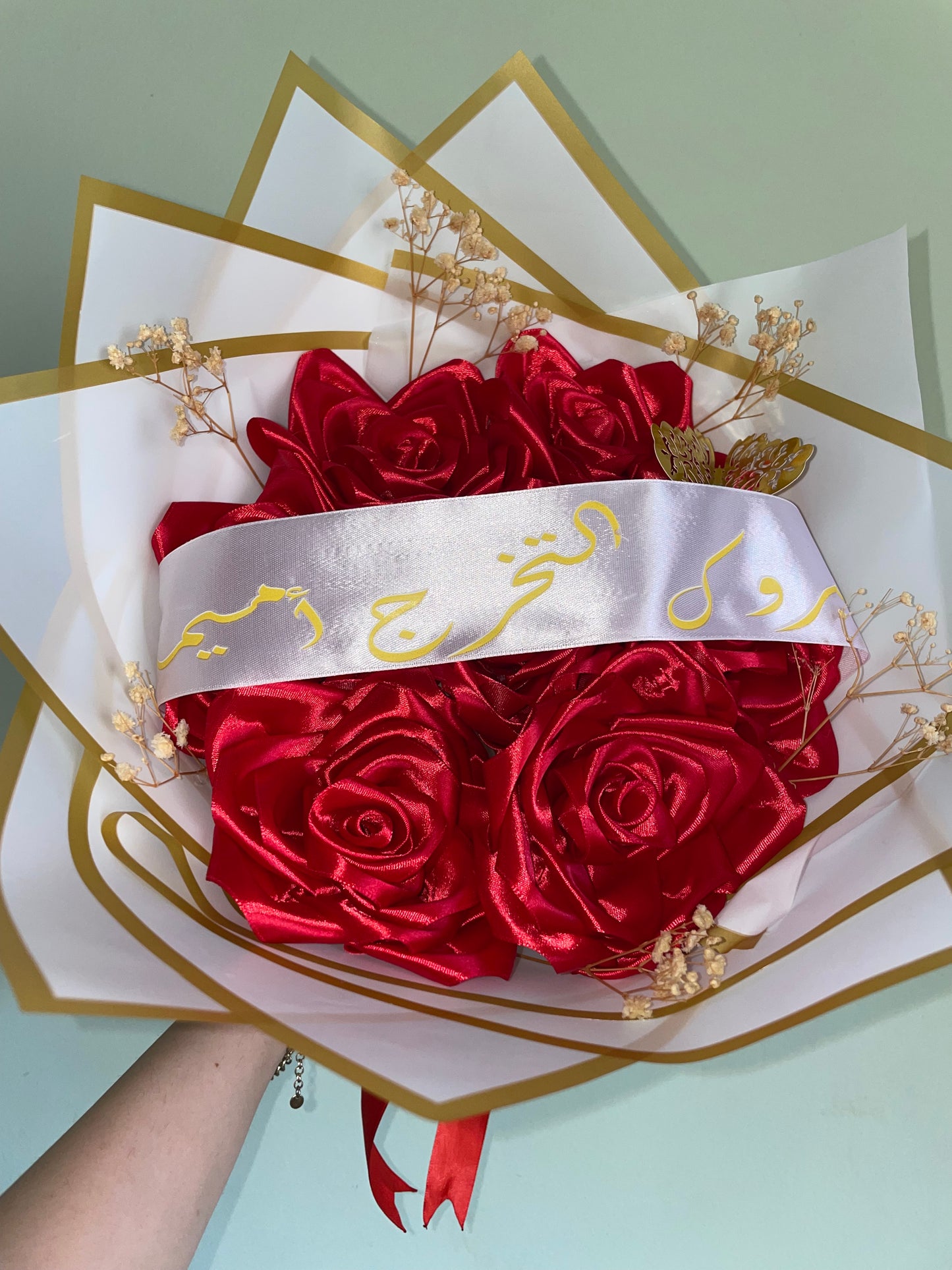 بوكيه ورد ستان أحمر